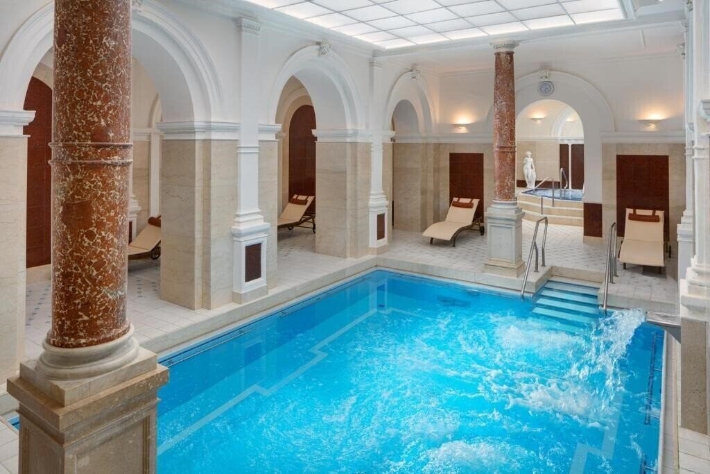 Nove Lazne 5* суреті