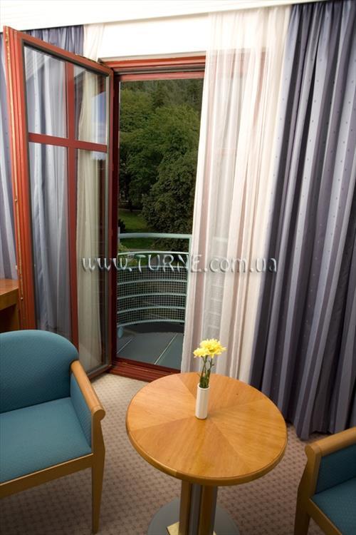 Crystal Palace Mar.Lazne 4* фотосуреті