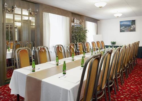 MONTY 4* суреті