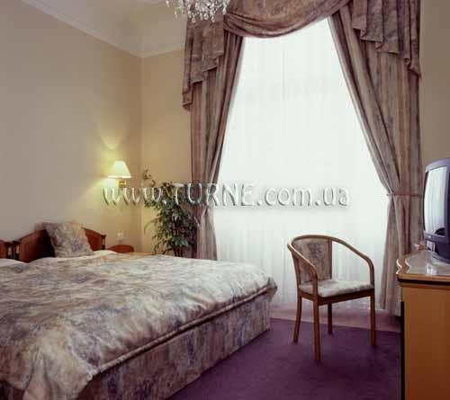 Hvezda - Neapol 4* қонақ үйі