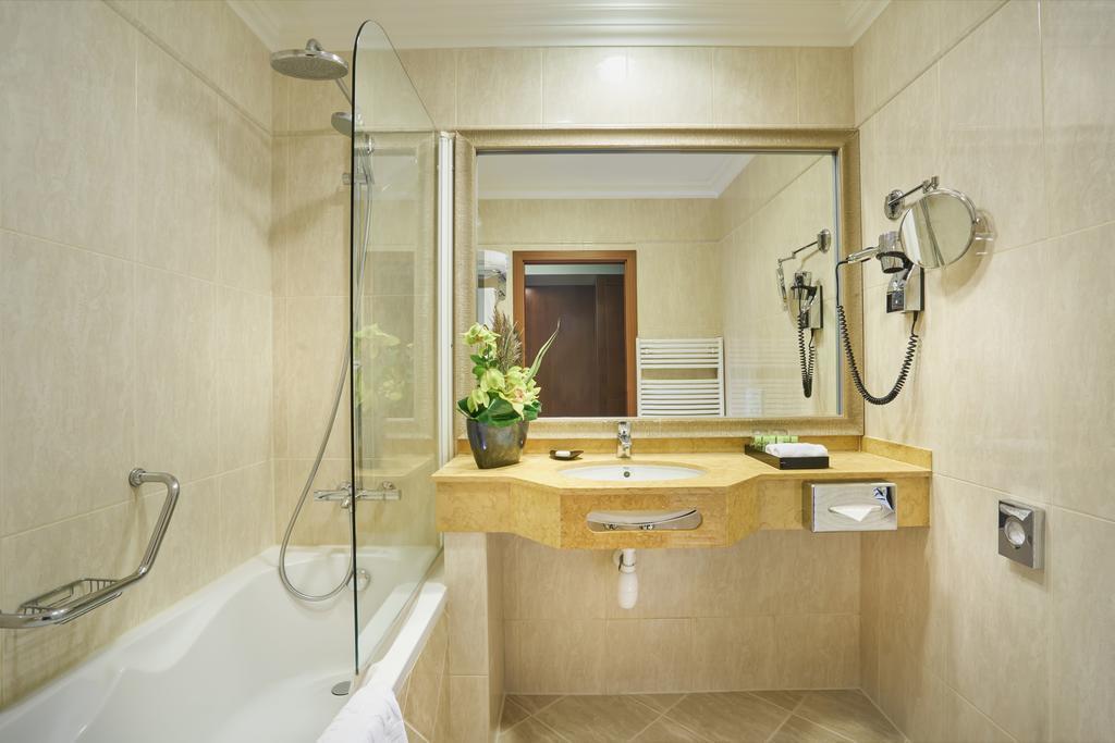 King David 4* суреті