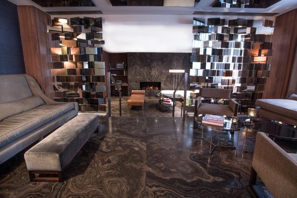 Отель The Emblem 5*