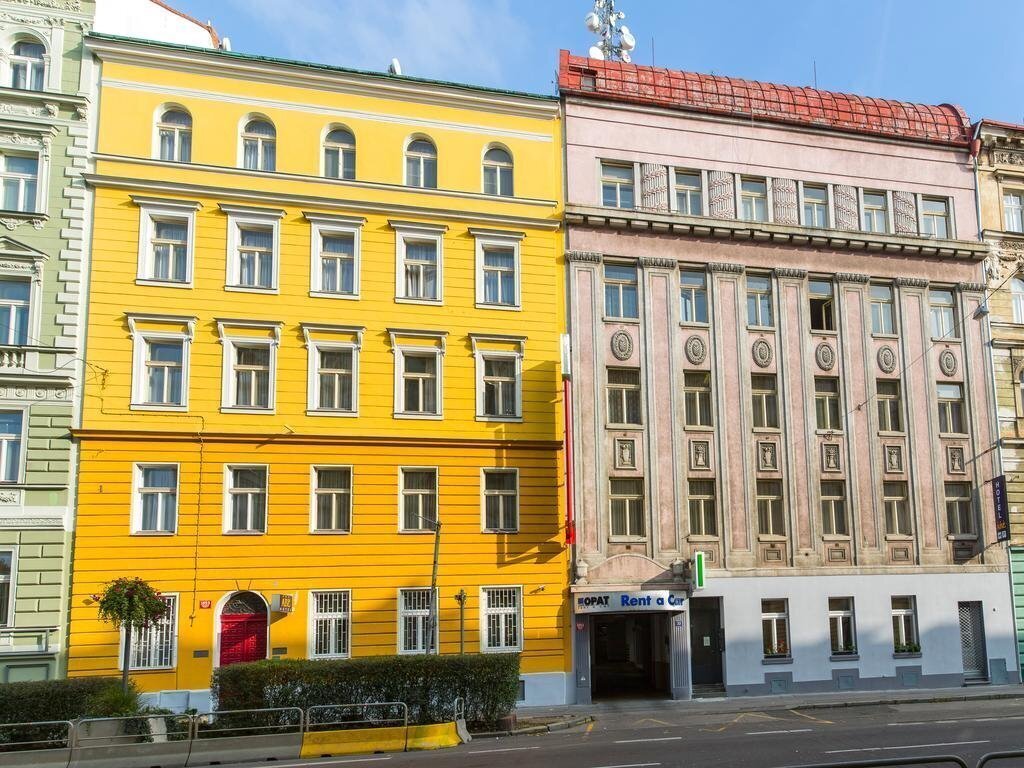 Abe 3* фотосуреті