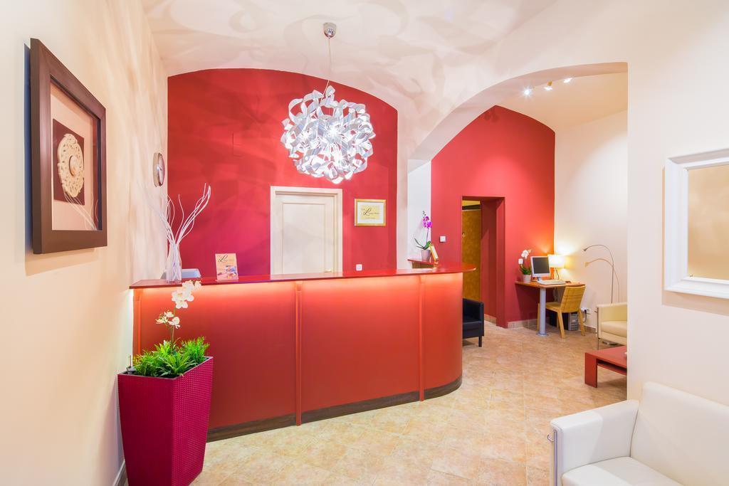 City Lounge Hotel 3* фотосуреті