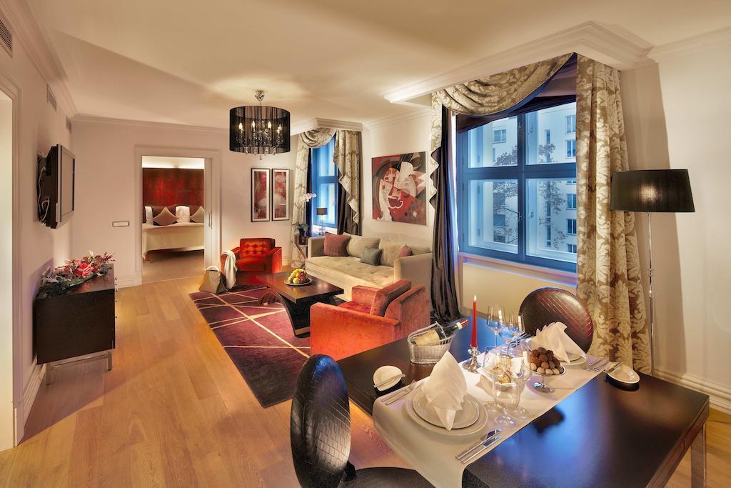 Фото The Grand Mark Prague 5*