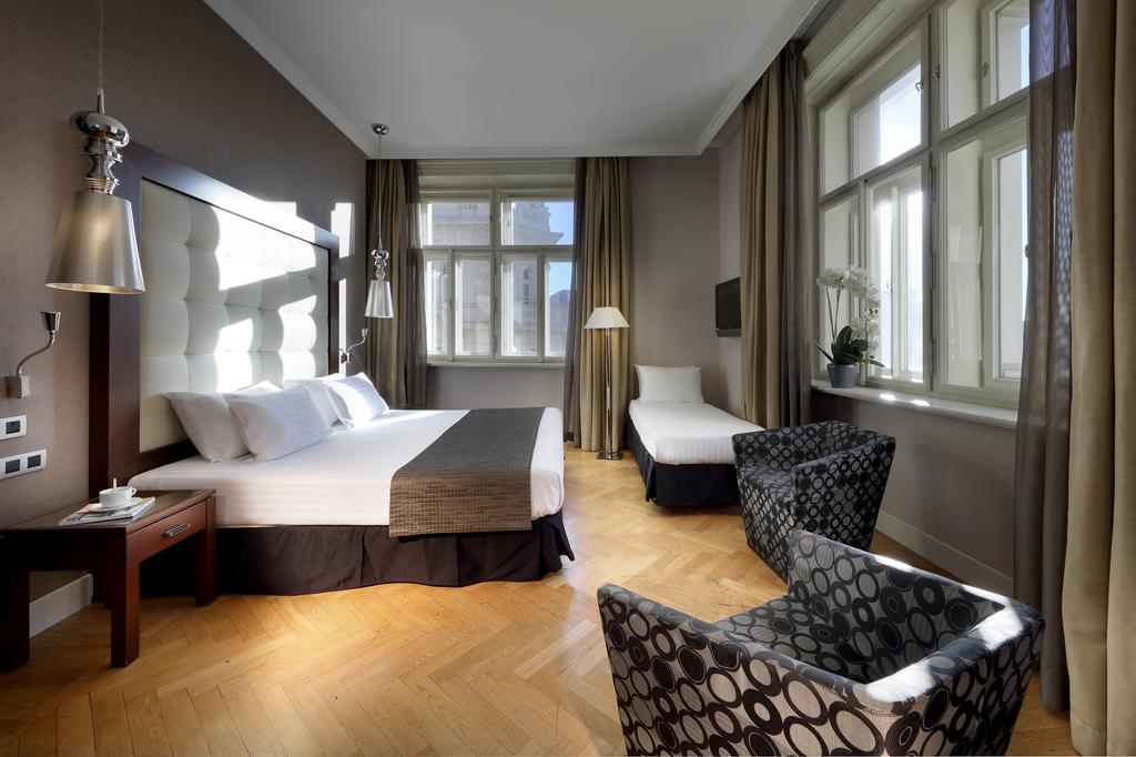 David 4* фотосуреті