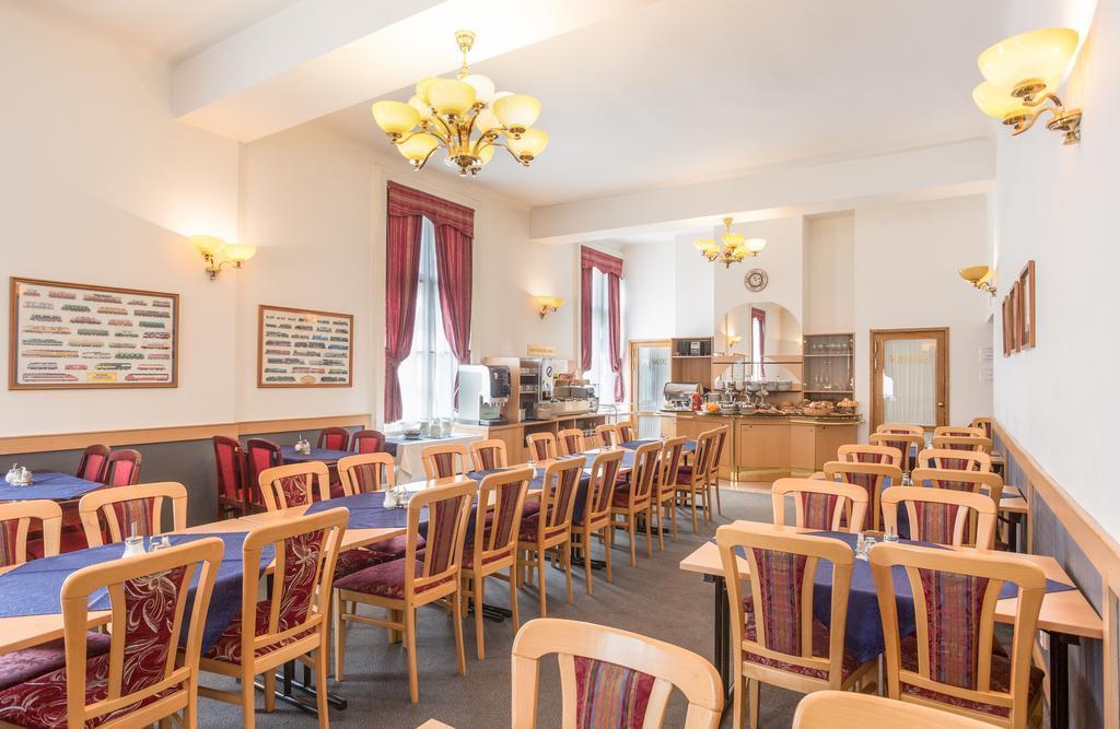 City Inn (ex. City Inn Praga) 3* суреті