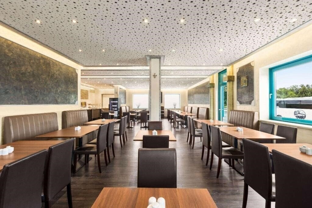 Amedia Express 3* суреті