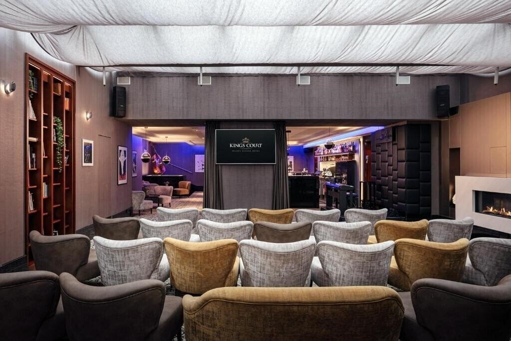 Kings Court Hotel 5* суреті