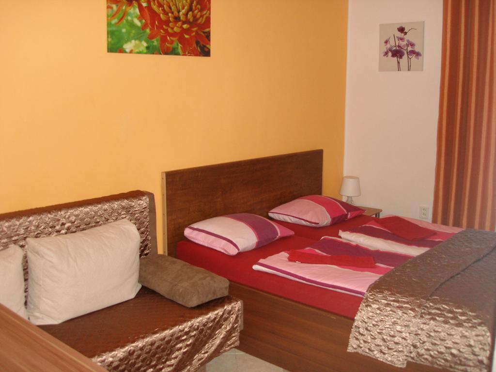 Pension Easy Journey 3* қонақ үйі