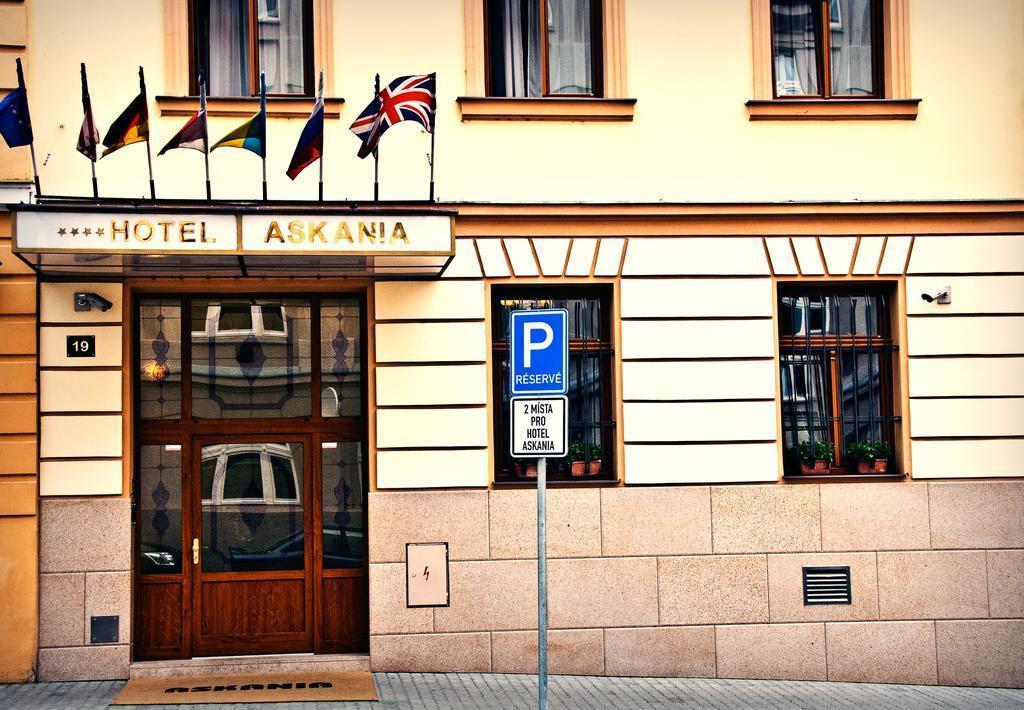 Askania 4* қонақ үйі