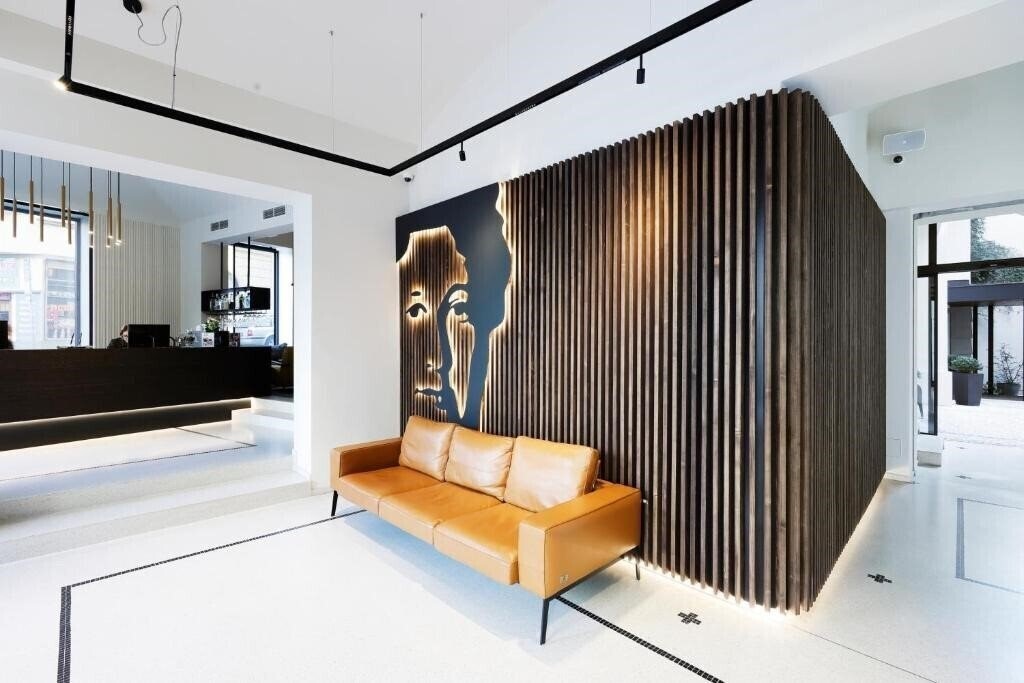 Three Crowns 3* суреті