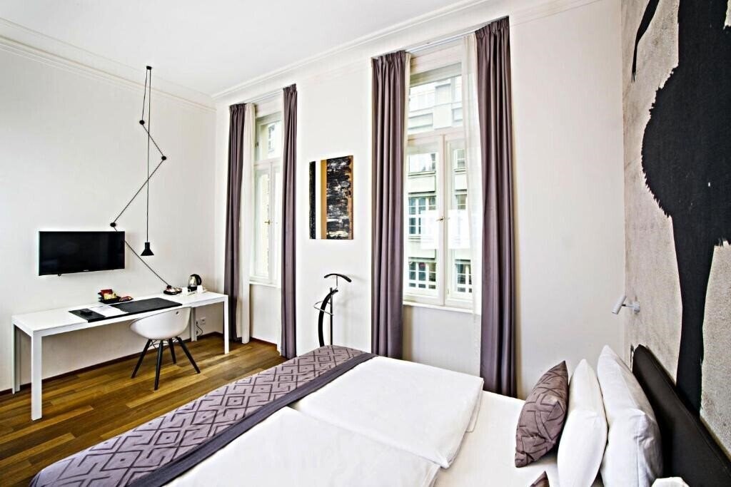 Изображение Golden Crown 4*