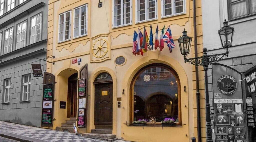The Golden Wheel 4* суреті