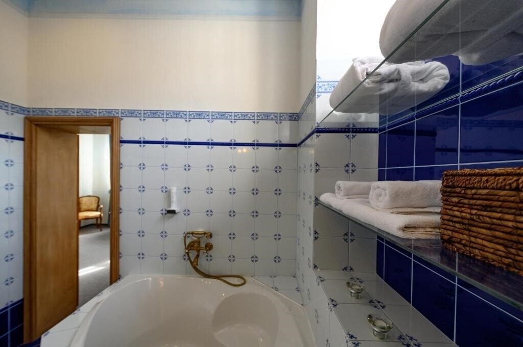 Na Zamecku 4* фотосуреті