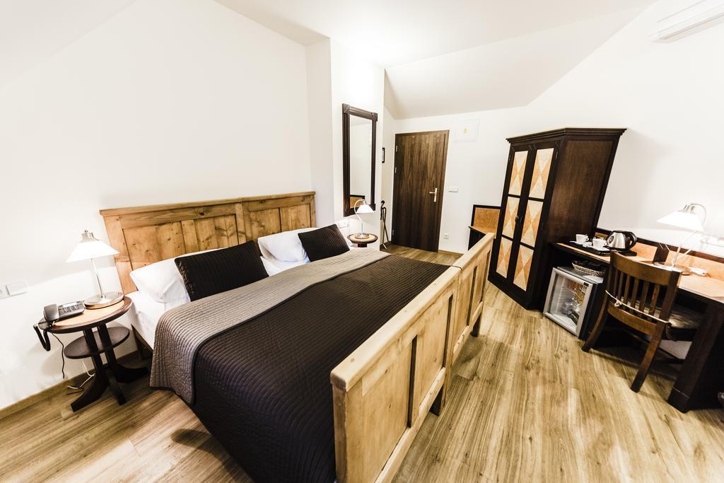 Archibald At The Charles Bridge Hotel 4* қонақ үйі