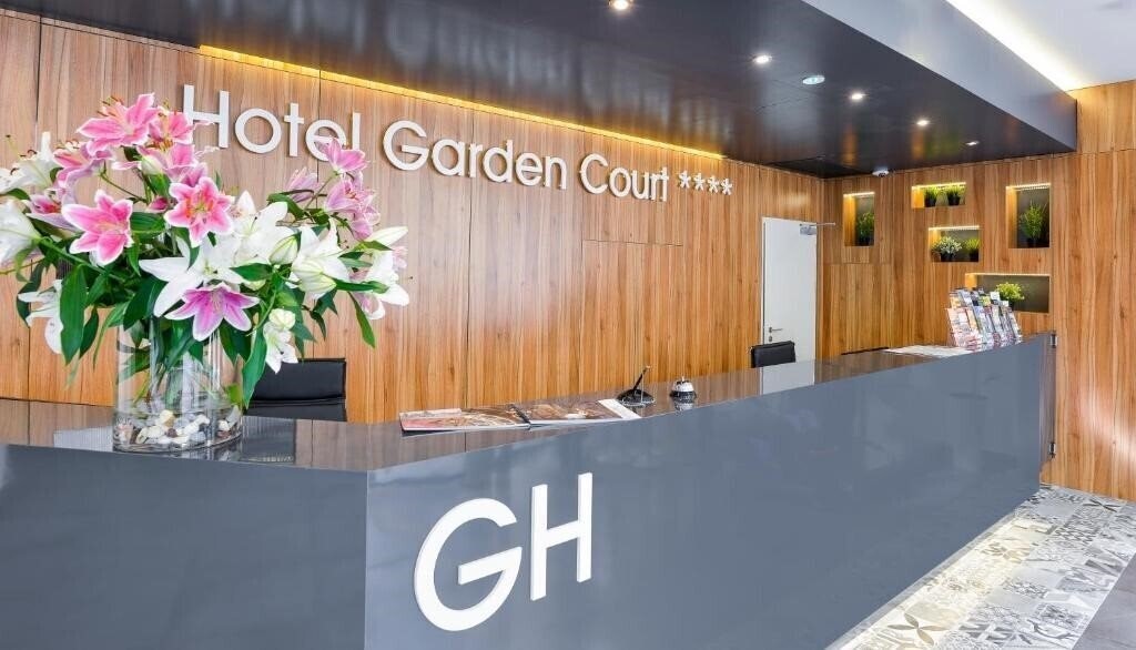 Garden Court 4* суреті