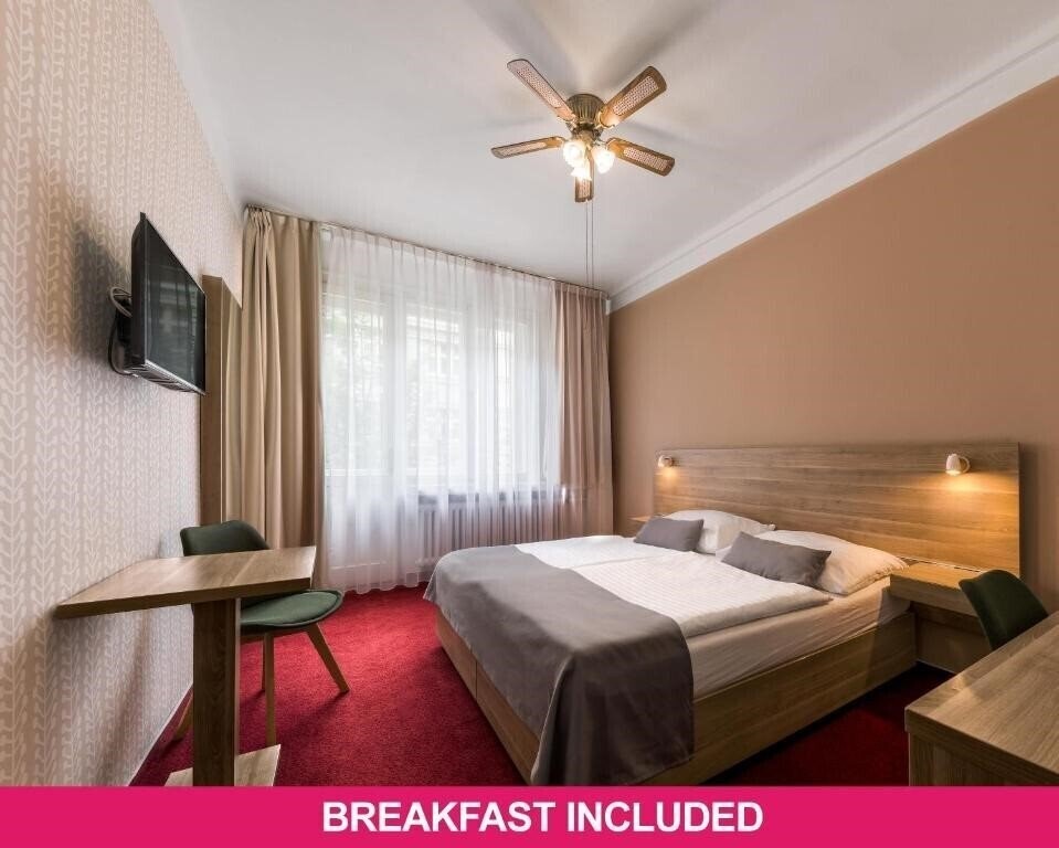 Отель Denisa 4*