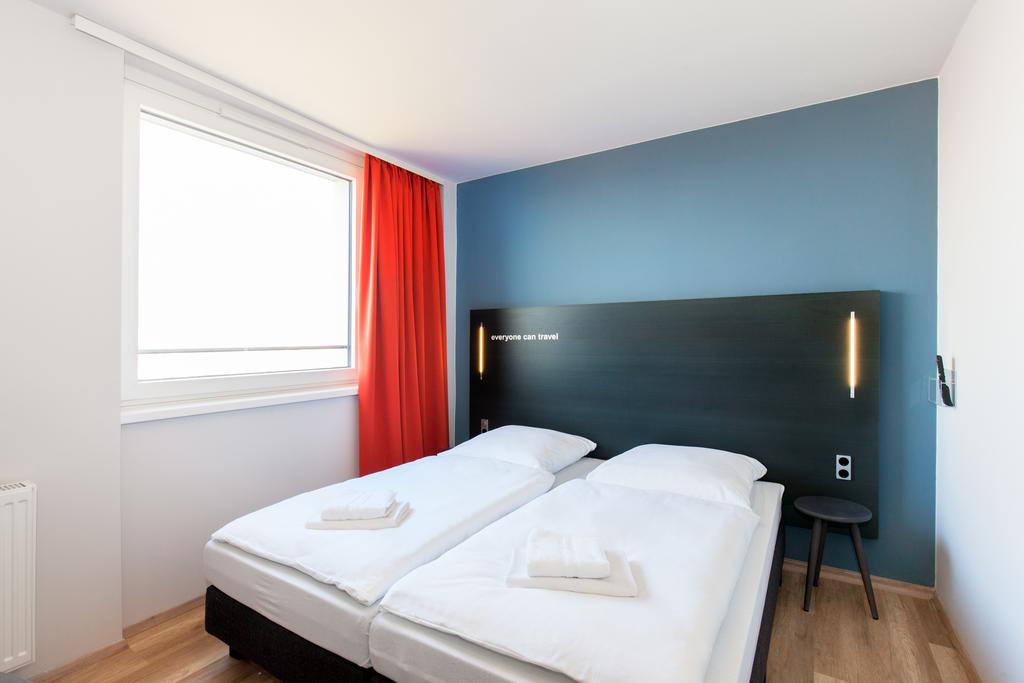 Ao Prague Rhea 3* суреті