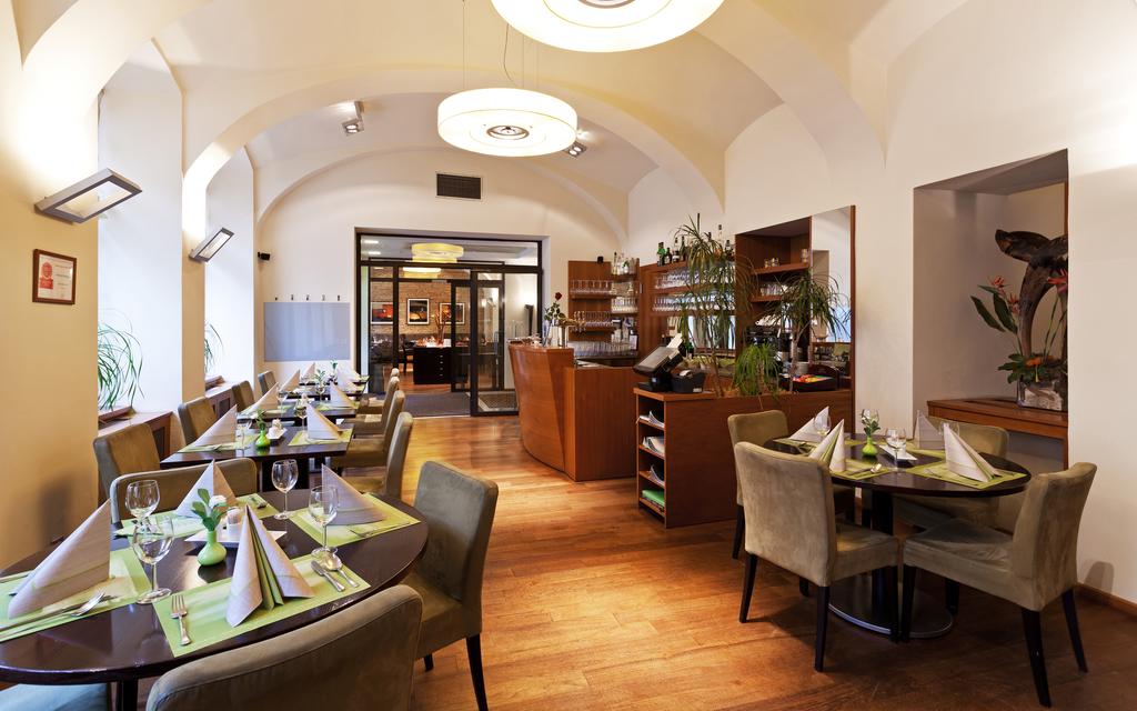 Alwyn 4* суреті