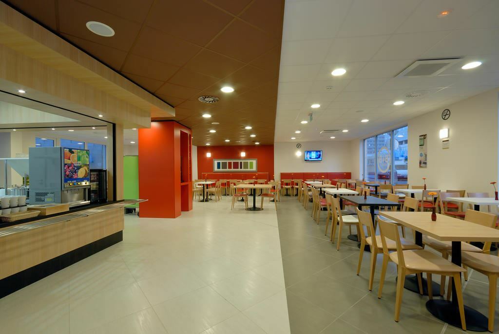 B & B Hotel Prague-City 3* суреті