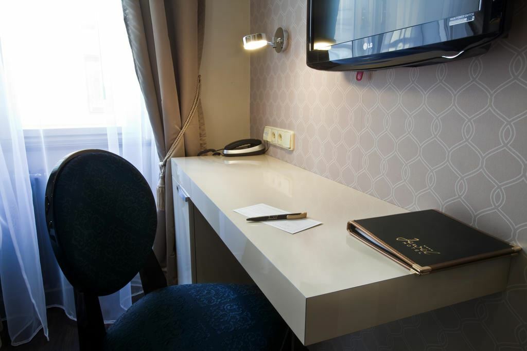 Картинка Design Hotel Jewel Prague 4*