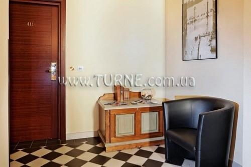 Отель Venezia Old Town 4*