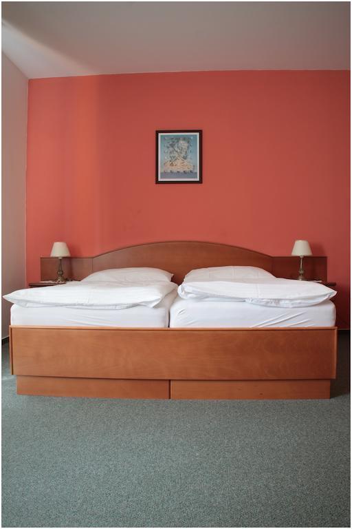 Картинка Attic 3*