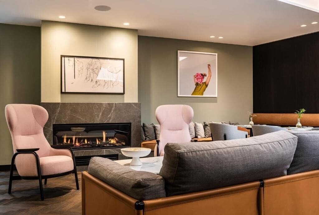 Maximilian 4* қонақ үйі