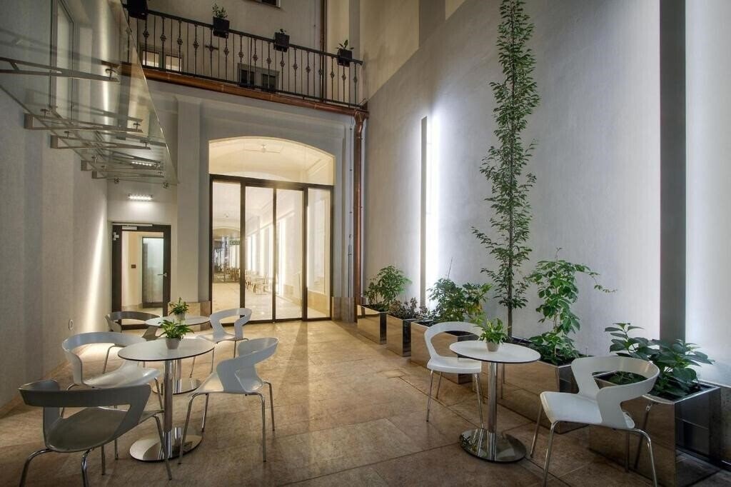 Essence 4* суреті