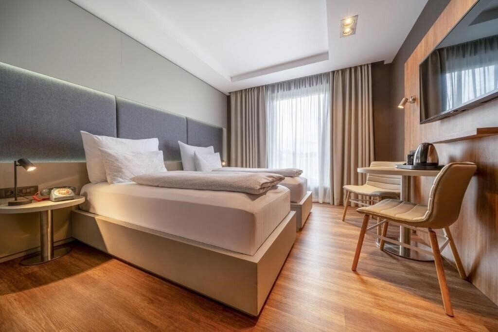 Фото Innside Prague Old Town By Melia 4*