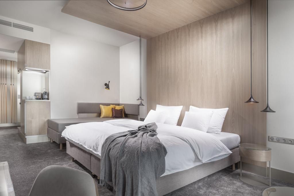 Golf 4* қонақ үйі