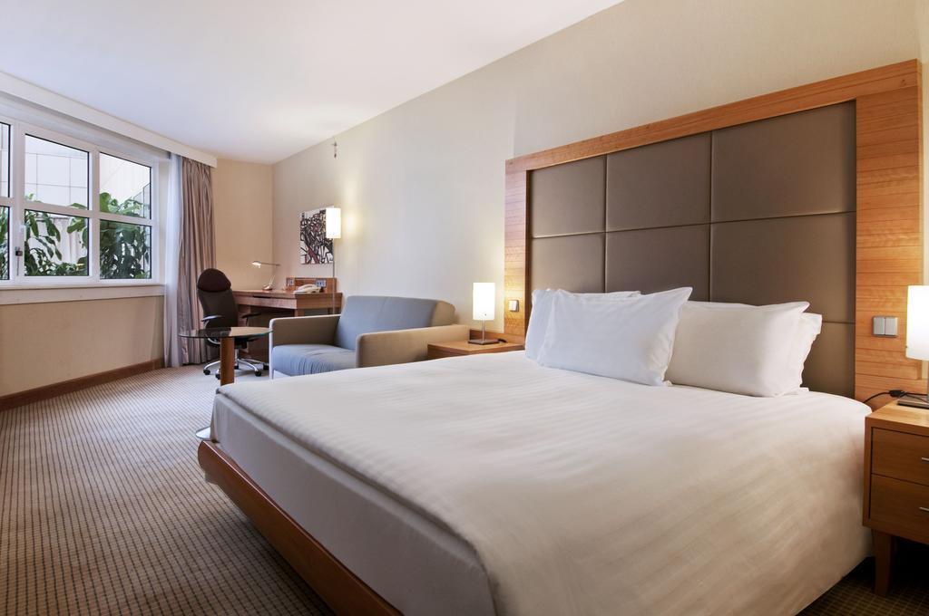 Hilton 5* фотосуреті