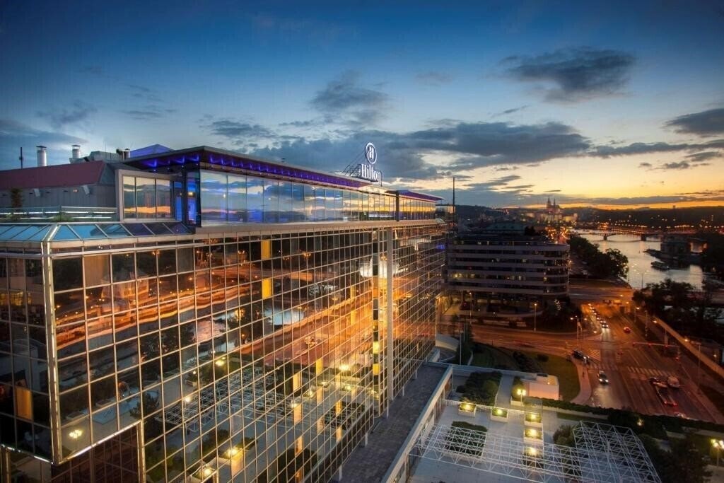 Hilton 5* қонақ үйі