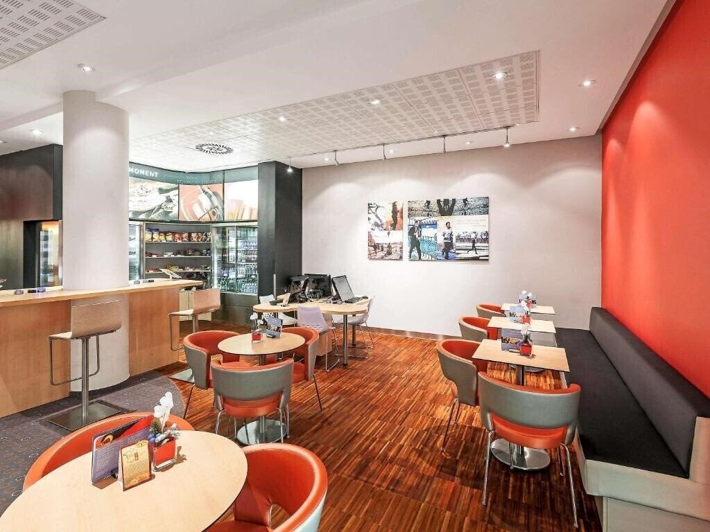 Ibis Praha Old Town 3* фотосуреті