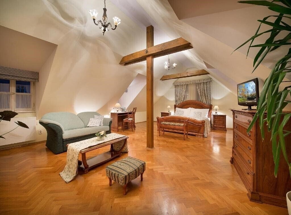 Фото Constans 4*