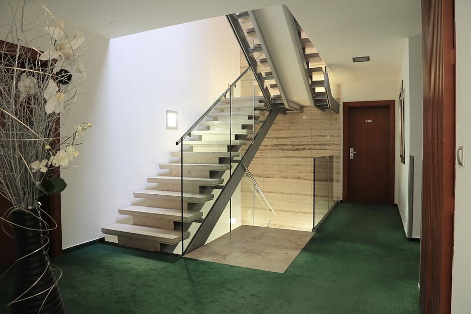 Popelka 4* фотосуреті