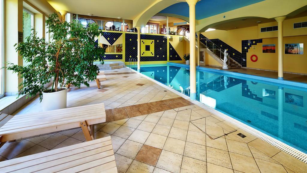 Top Hotel Praha 4* фотосуреті