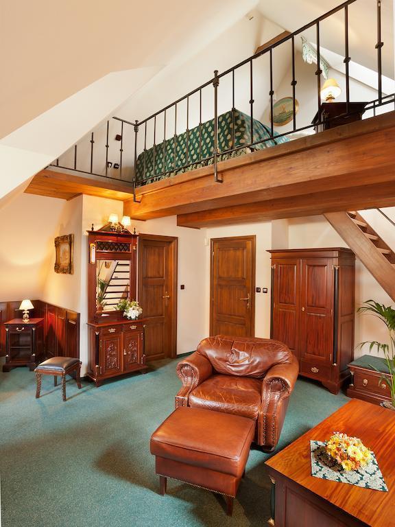 Картинка U Zlateho Stromu 4*