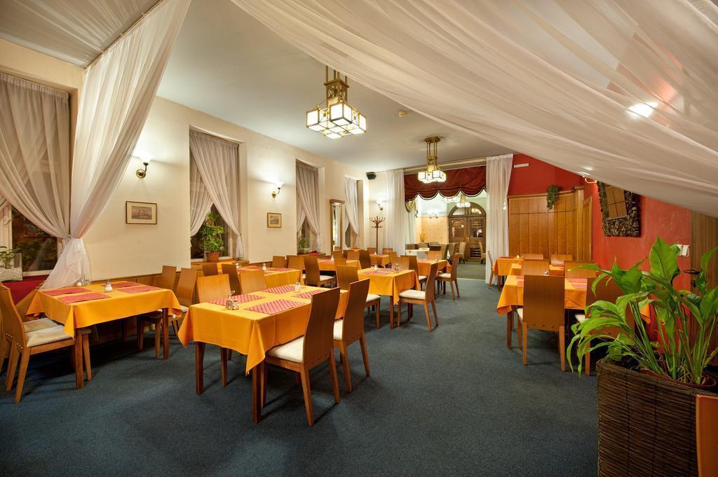 Aron 3* фотосуреті