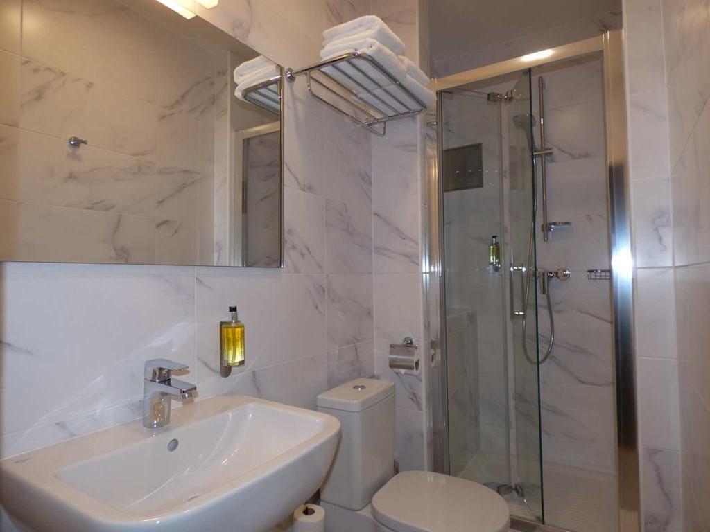 Изображение Melantrich 3*