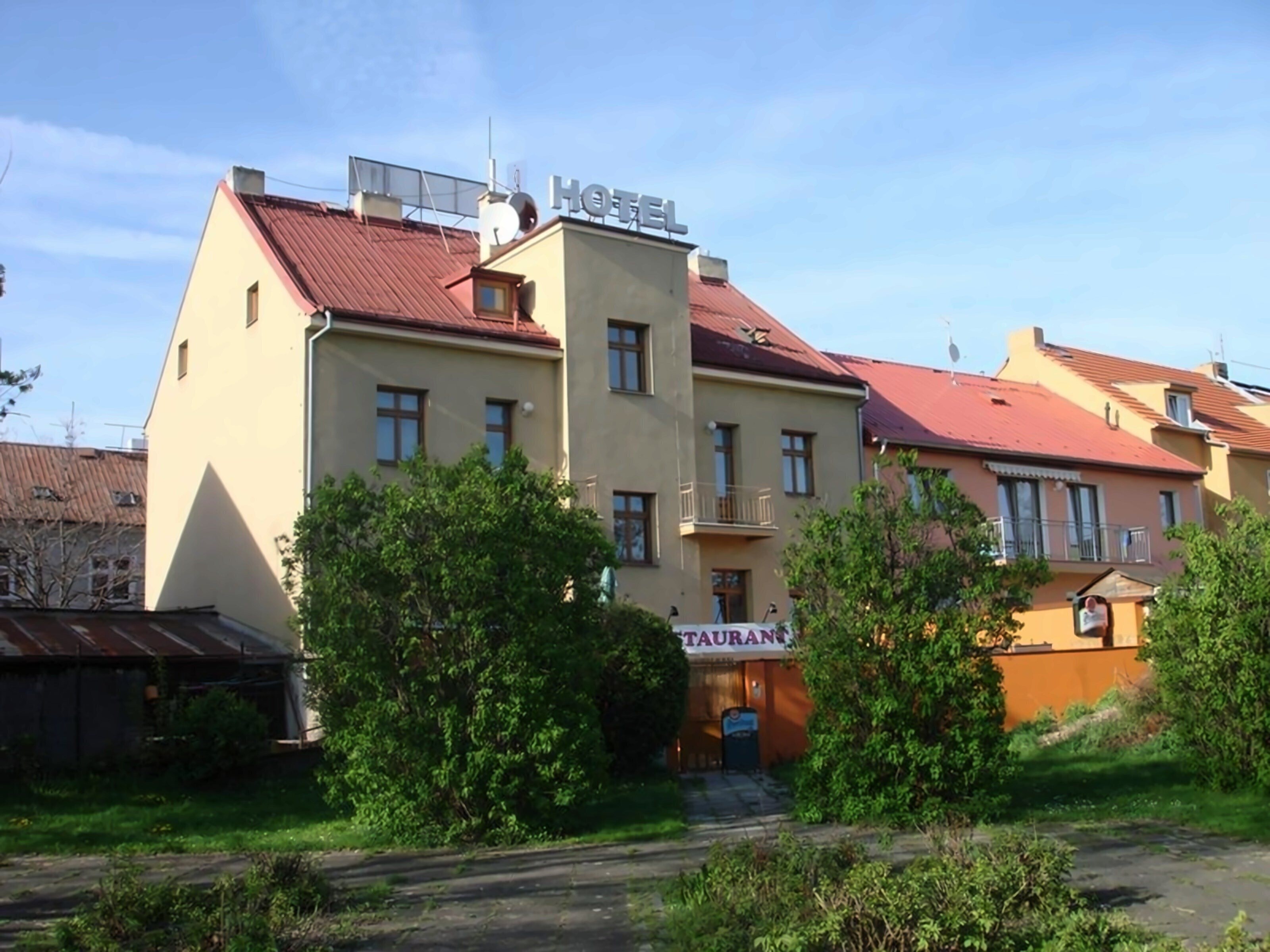 Фото Hotel 51 Praha 3*