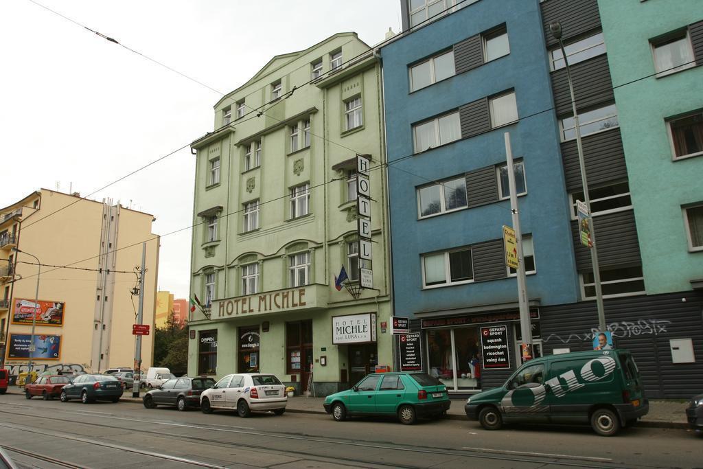 Отель Michle 3*