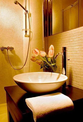 La Boutique Praha 4* суреті