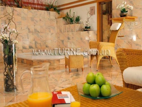 Golden Tulip Savoy Prague 5* фотосуреті