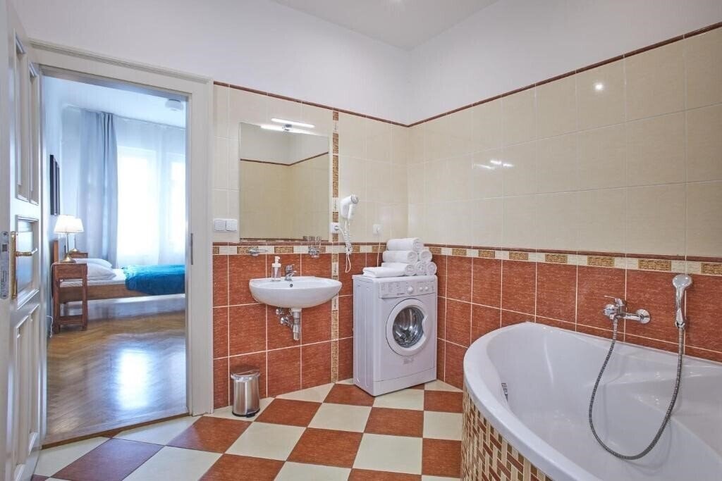 Charles Bridge Palace 4* фотосуреті