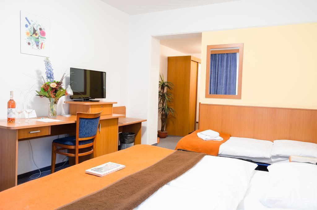 Картинка Inos 3*