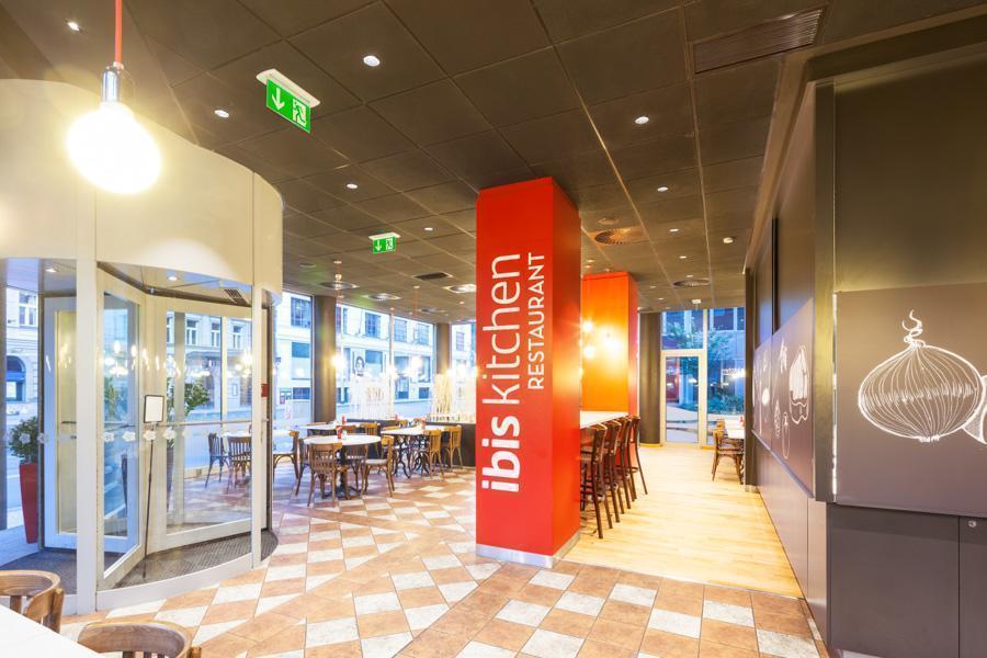 Фото Ibis Mala Strana 3*