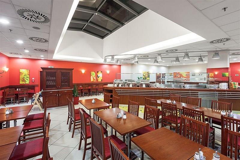 Ibis Old Town 3* суреті