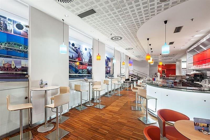 Ibis Old Town 3* суреті